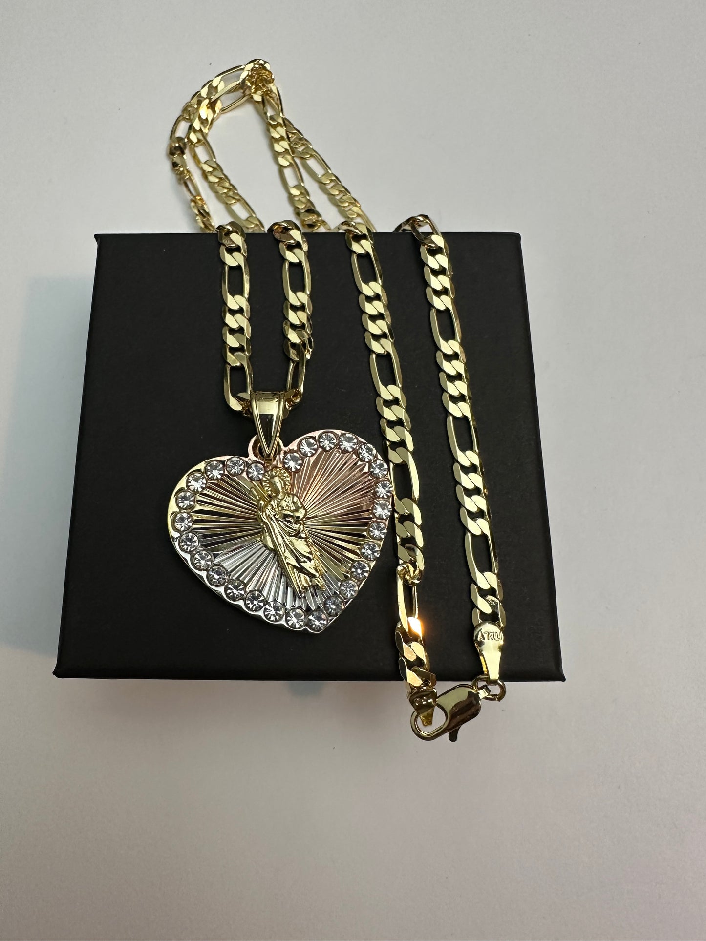 San Judas Tadeo With Heart Pendant with 22" inches figaro chain beautiful necklace gift
